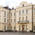 The Supreme Court (Ukraine): The period of detention of the accused in a prisoner of war camp is not a pre-trial detention and does not count towards the term of his sentence